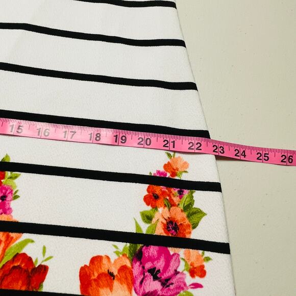 Jessica Simpson White Black Stripes Pink Floral Short Sleeve Shift Dress Plus 14 - Picture 13 of 14